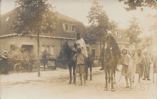 Patijnpark- Dichtersbuurt0003, Zeist Schaerweidelaan 168-172. 1913.jpg